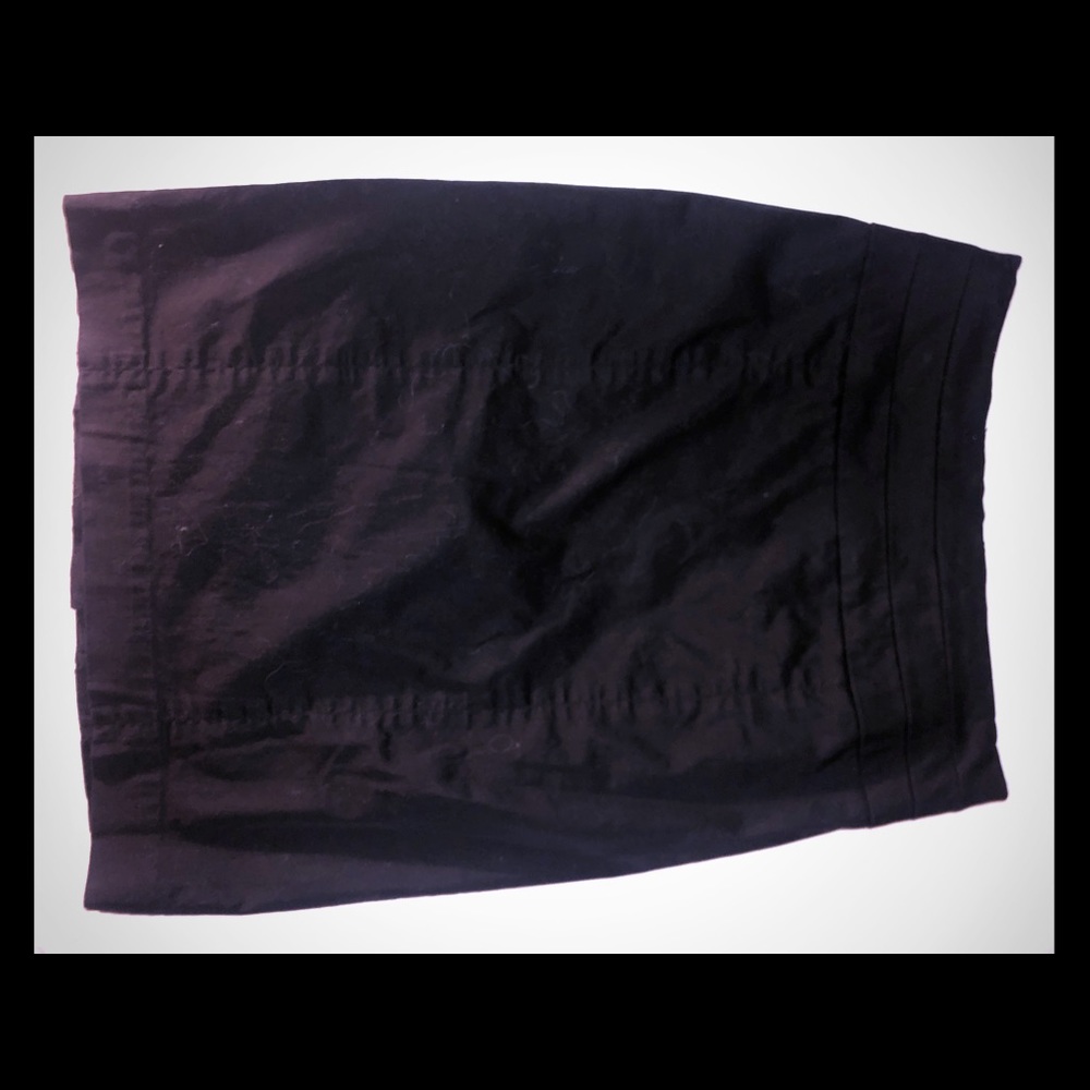 H&M pencil skirt w back zipper